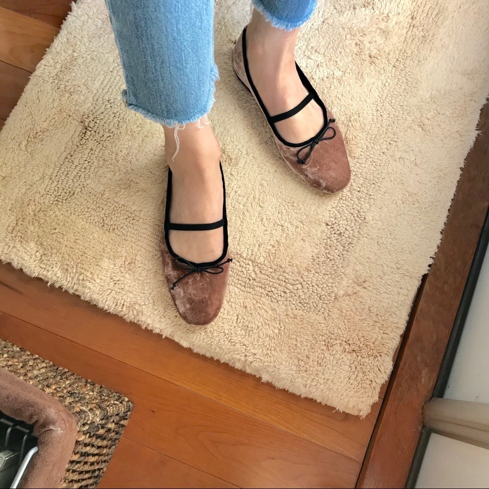 NEW Zara pink crushed velvet flats NEW